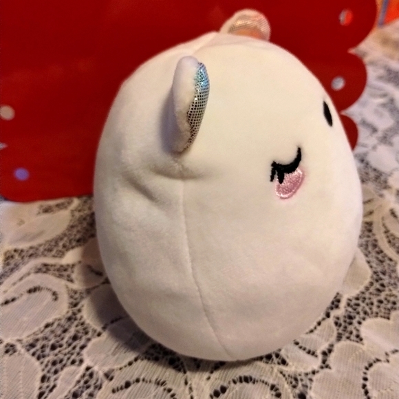 ✓Squishmallow 5” Sertina Polar Bear Claire's Exclusive Rainbow Ears - Picture 4 of 14